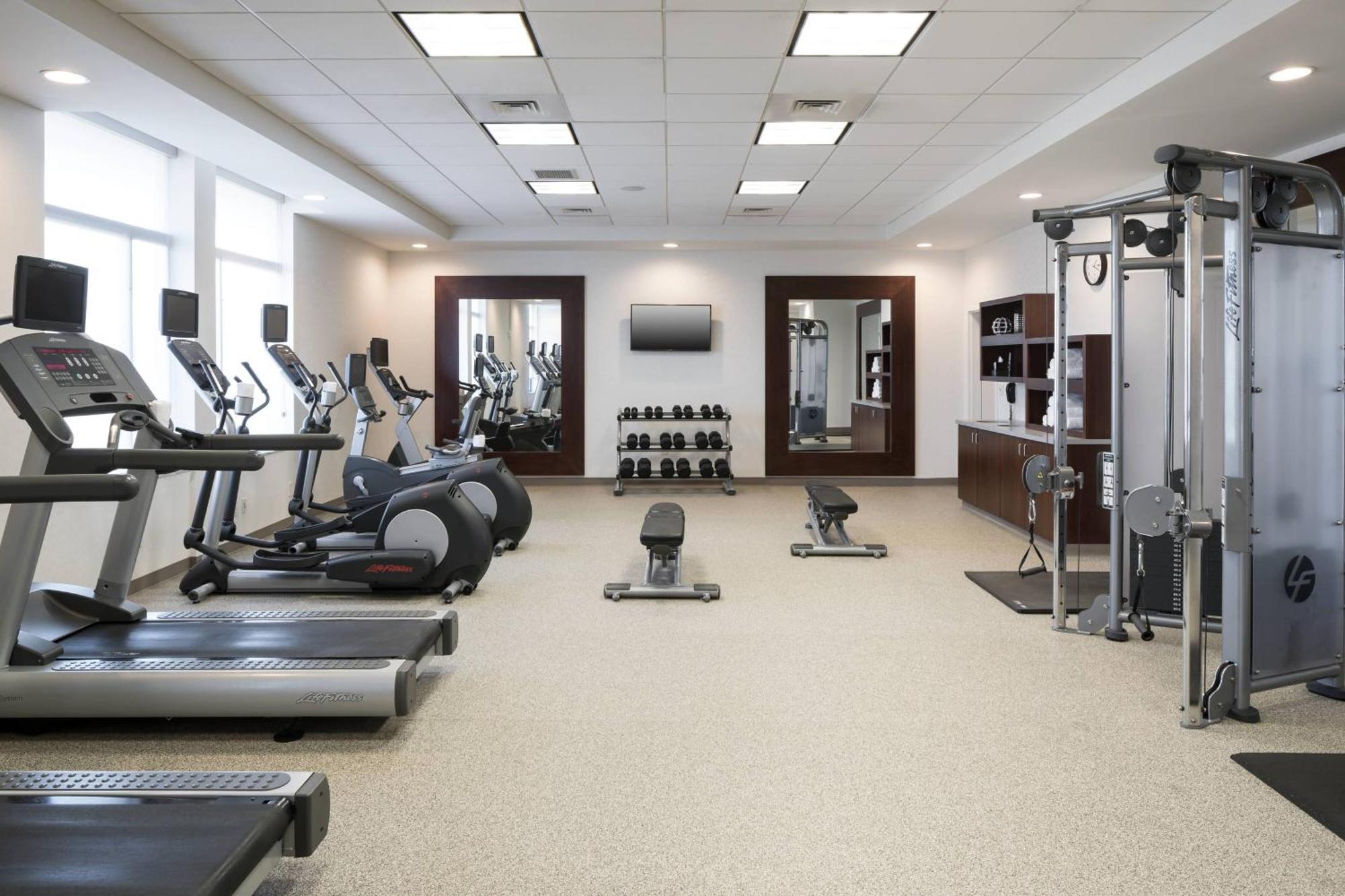 Springhill Suites Alexandria Southwest Екстериор снимка