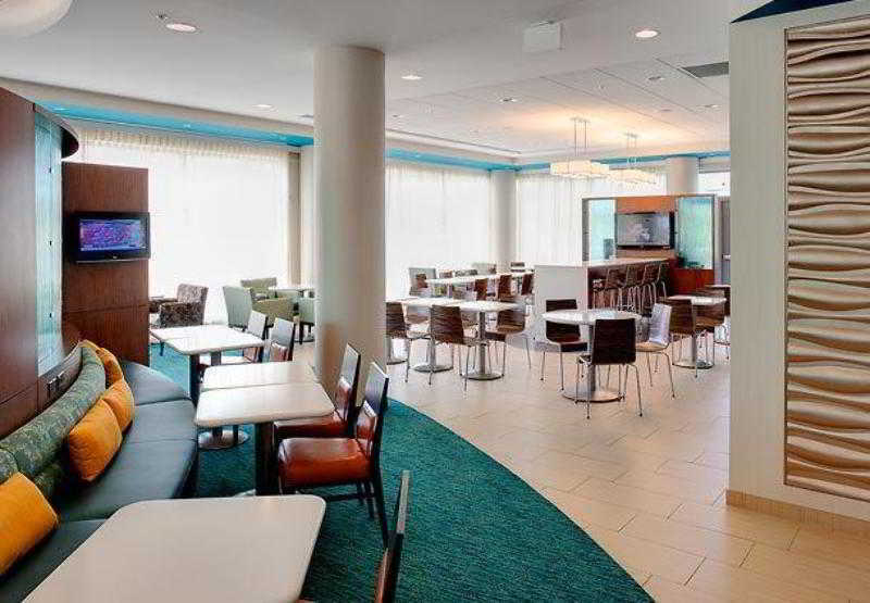 Springhill Suites Alexandria Southwest Екстериор снимка