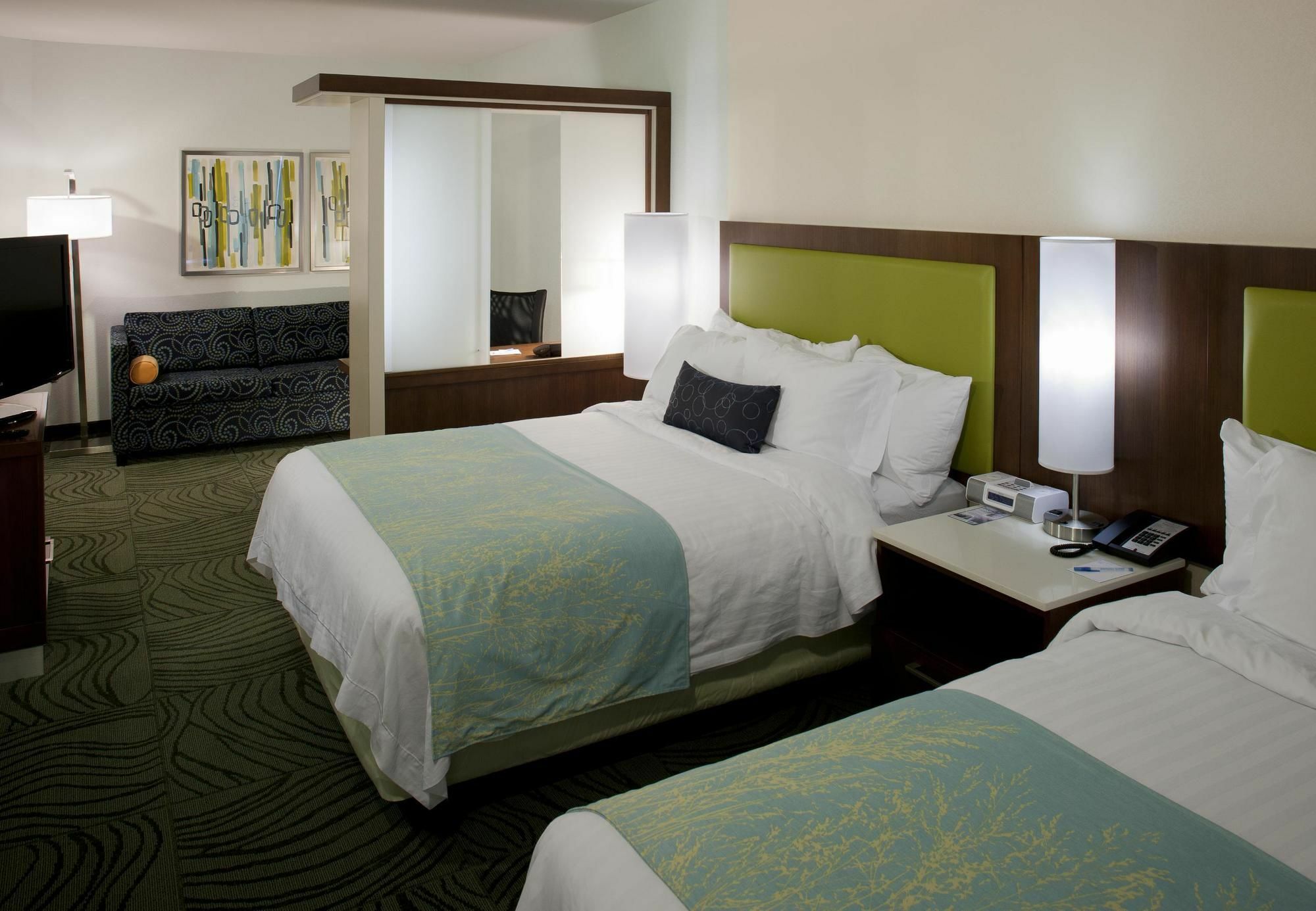 Springhill Suites Alexandria Southwest Екстериор снимка