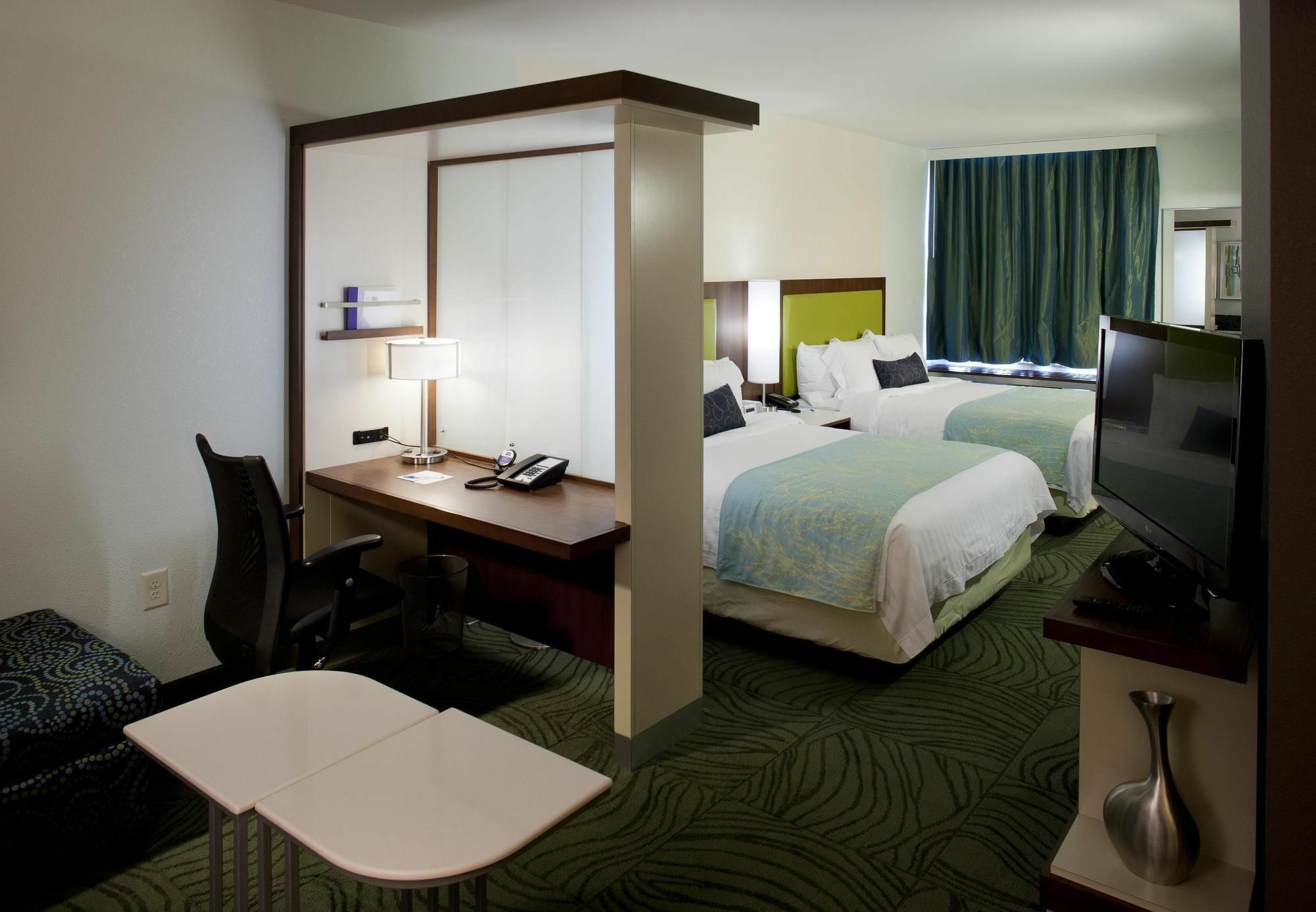 Springhill Suites Alexandria Southwest Екстериор снимка